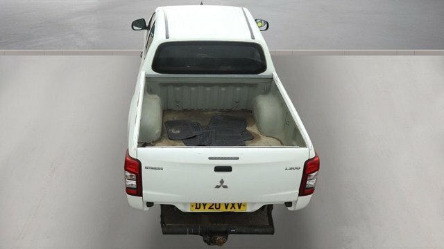 Mitsubishi L200 Di-d Dc 4Life Pickup White #6