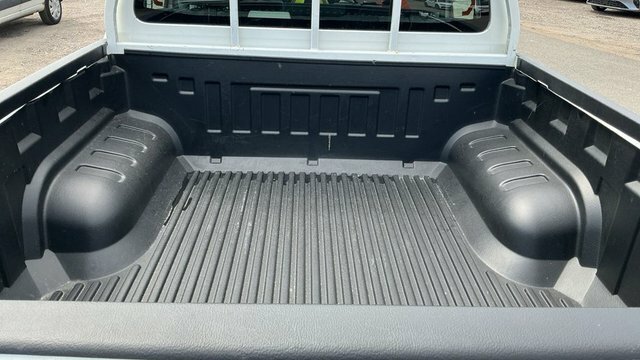 Toyota HILUX Active 4Wd D-4d Ecb  #8