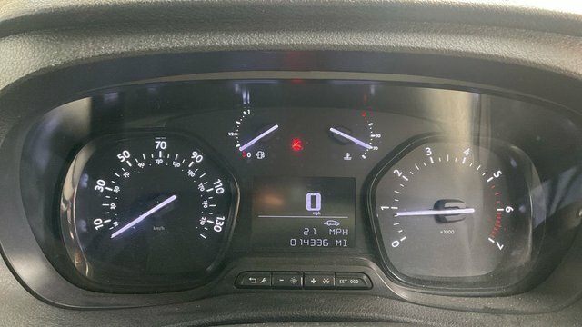Vauxhall Vivaro 1.5L Prime 6Dr White #8