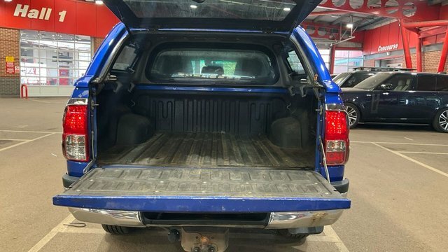 Toyota HILUX D-4d Active  #10