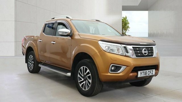 Nissan Navara Dci Tekna Pickup Double Yellow #2