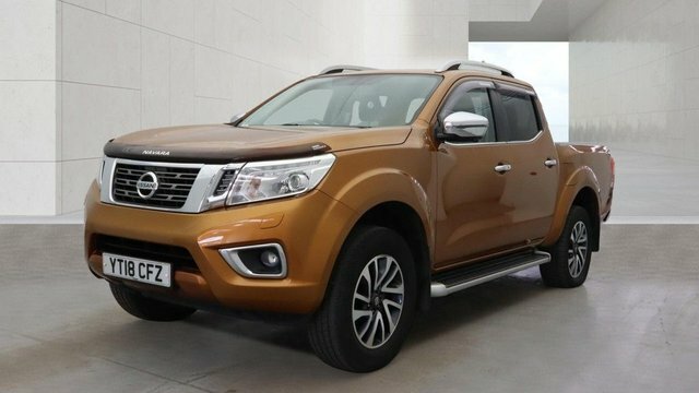 Nissan Navara Dci Tekna Pickup Double Yellow