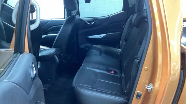 Nissan Navara 120D Se Step Dynamic Blue #11