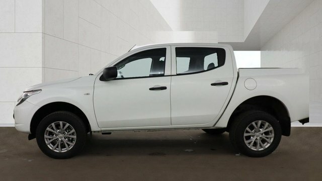 Mitsubishi L200 Di-d Dc Barbarian U7564 White #7
