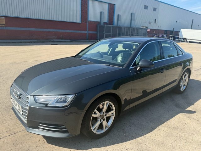 Audi A4 Tdi 35 Sport Saloon Grey #2