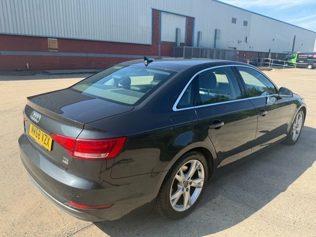 Audi A4 Tdi 35 Sport Saloon Grey #3