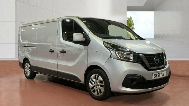 Nissan NV300 Dci 30 Tekna Panel Grey #2