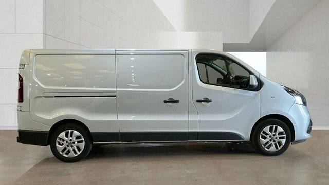 Nissan NV300 Dci 30 Tekna Panel Grey #6