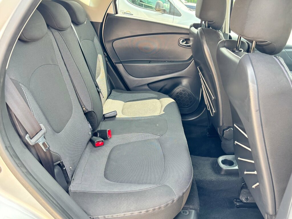 Renault Captur Signature Nav Tce Black #13