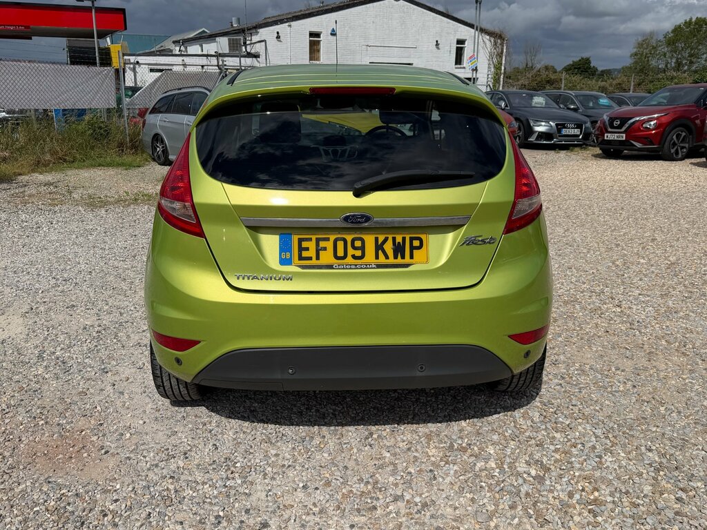 Ford Fiesta 1.25 Style Hatchback 133 Gkm, Silver #8