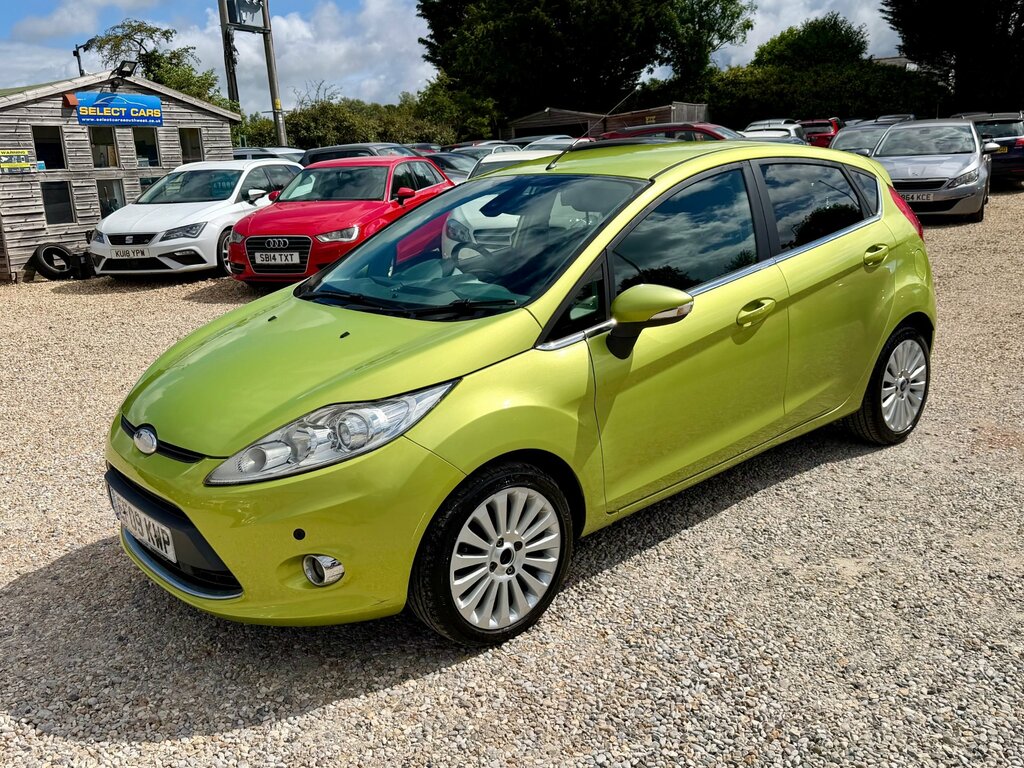 Ford Fiesta 1.4 Titanium Hatchback 133 Gkm Green #5