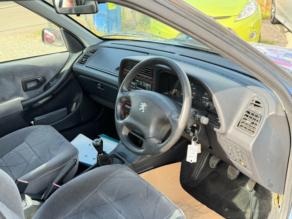 Peugeot 306 1.6 Glx Hatchback Sunroof 177 Blue #2
