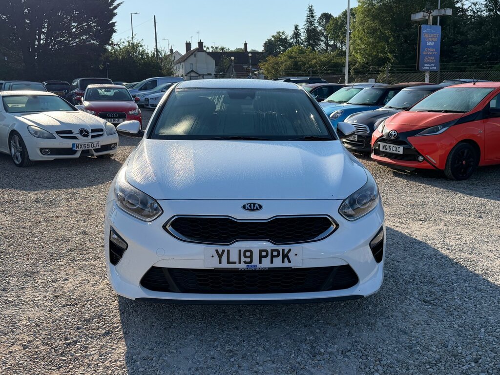 Kia Ceed 1.6 Crdi 3 Hatchback Dct Euro 6 Ss White #5
