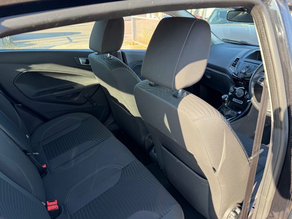 Ford Fiesta Zetec 20 Taxbtoothfshclean Mot Red #10