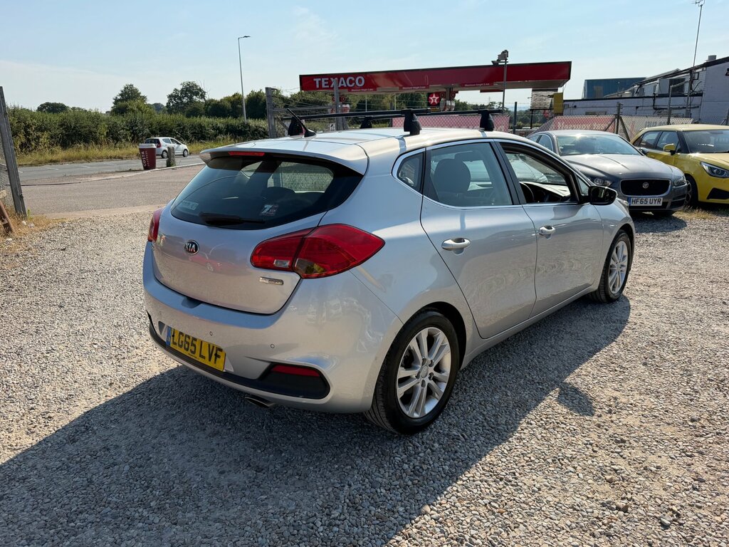 Kia Ceed 1.6L 1 White #8