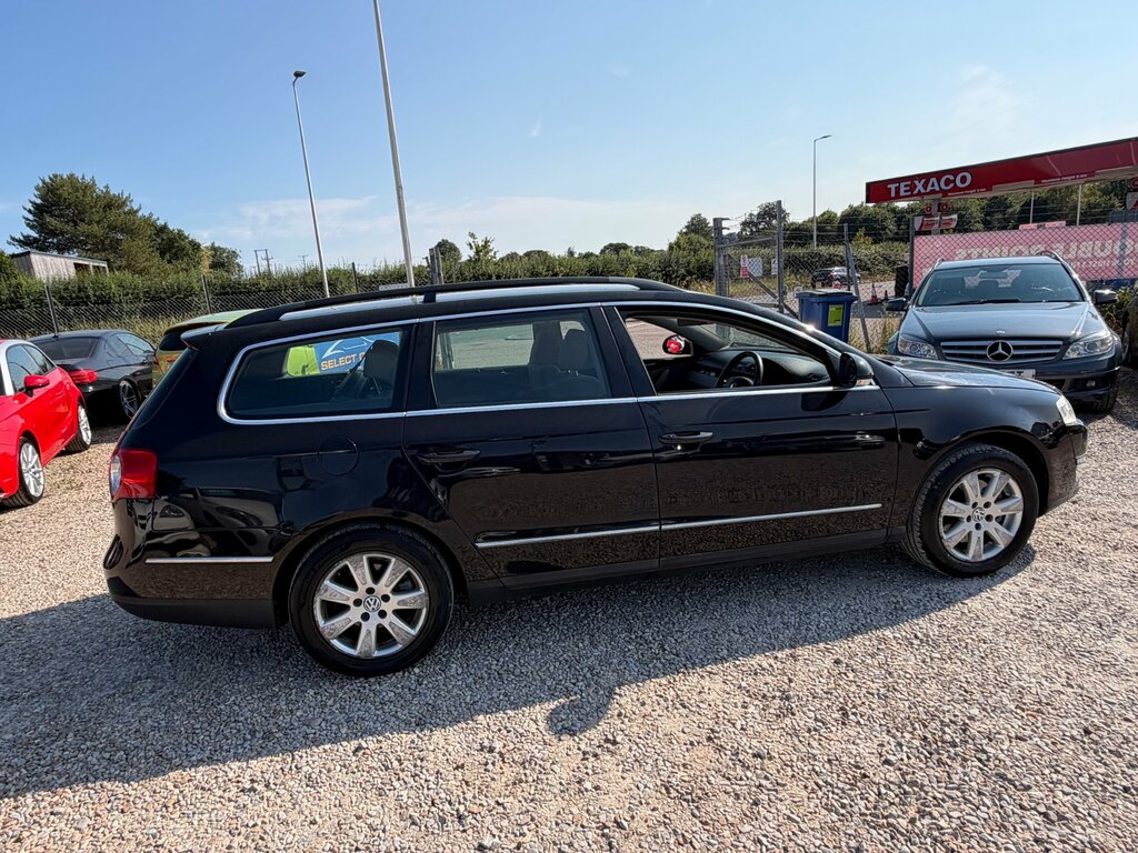 Volkswagen Passat  Blue #8