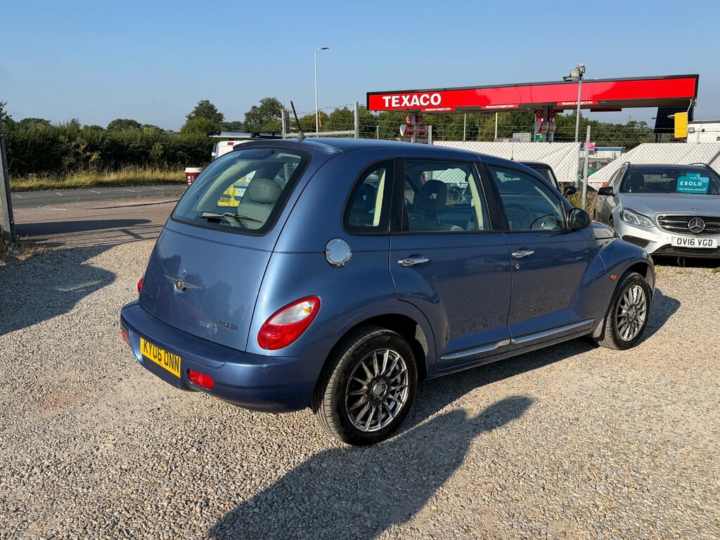 Chrysler Pt Cruiser  Black #8