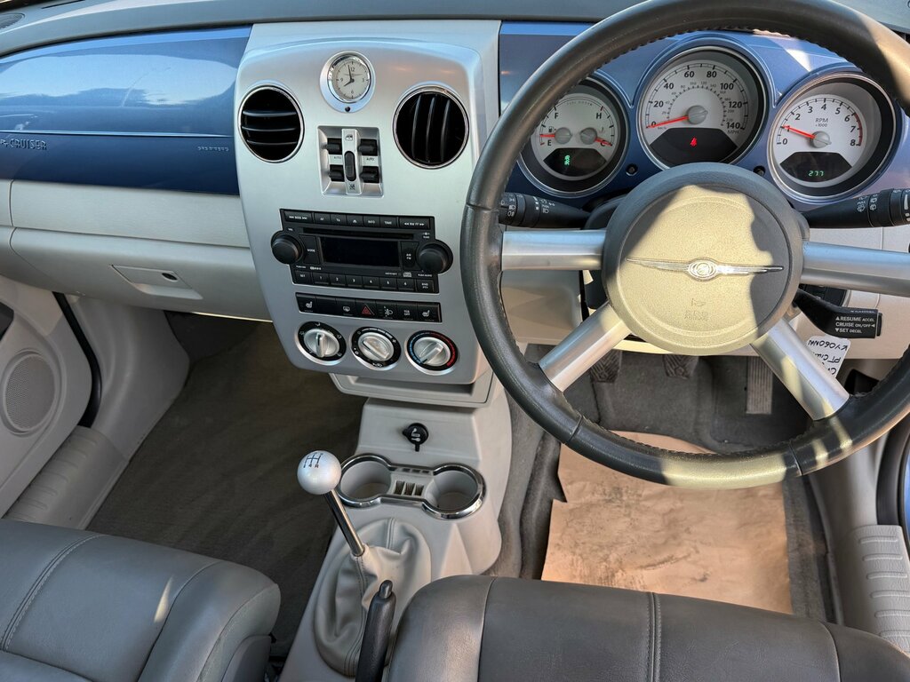 Chrysler Pt Cruiser  Black #12