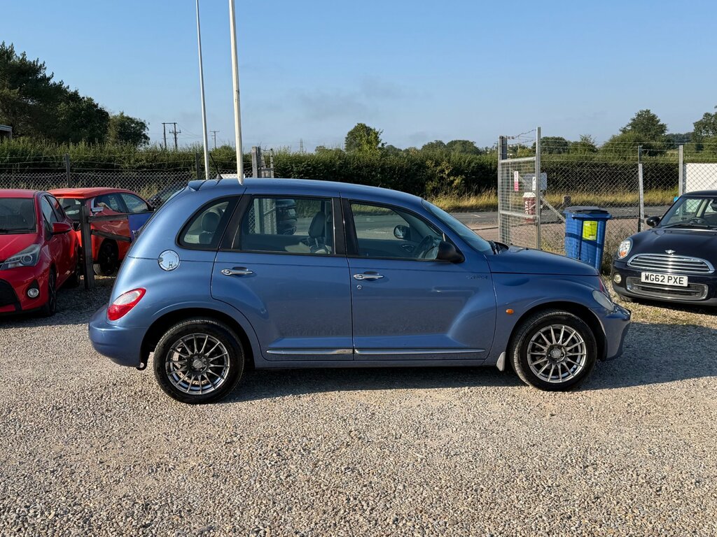 Chrysler Pt Cruiser  Black #9