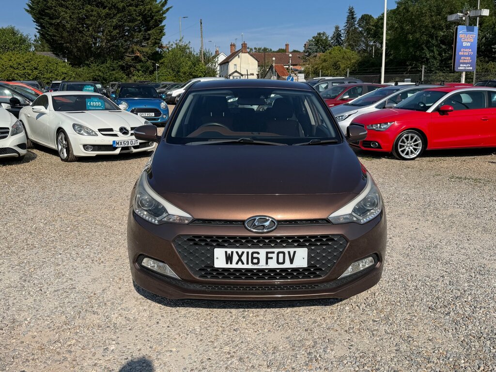 Hyundai I20 1.4 Se Hatchback Euro 6 100 Ps Brown #3