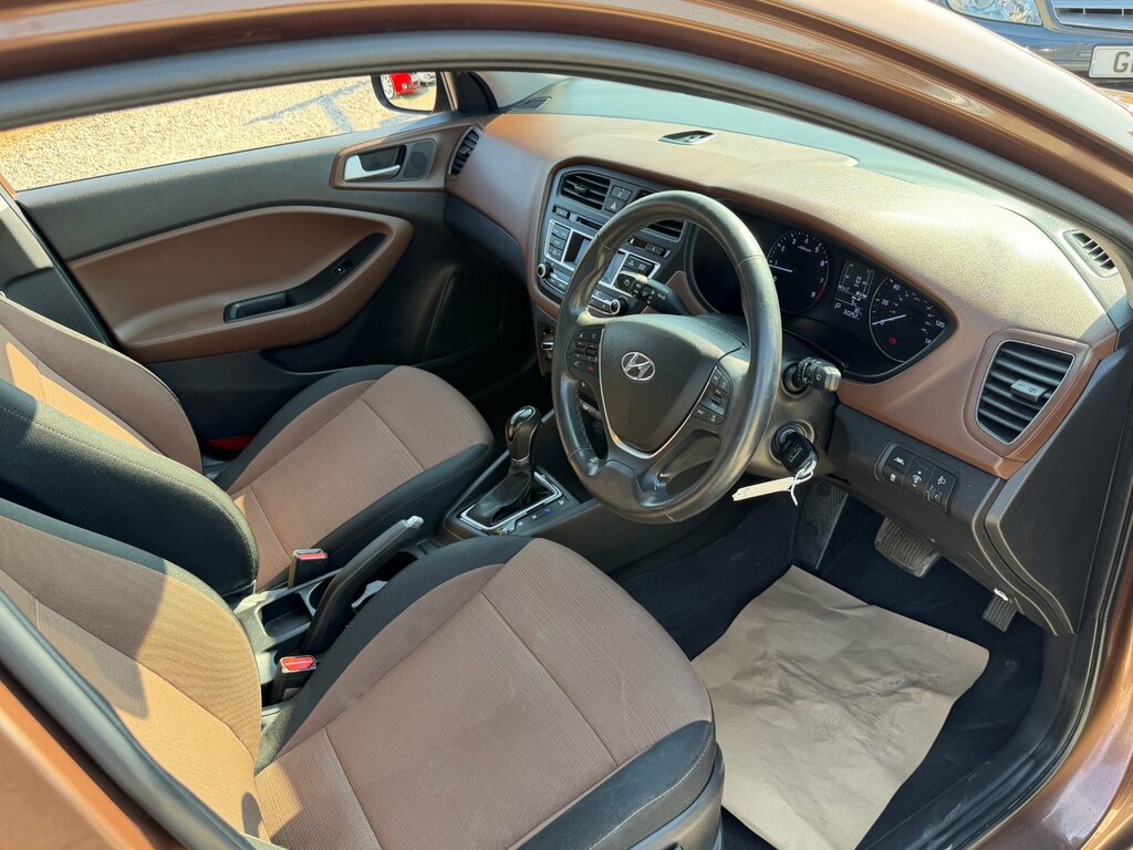 Hyundai I20 1.4 Se Hatchback Euro 6 100 Ps Brown #2