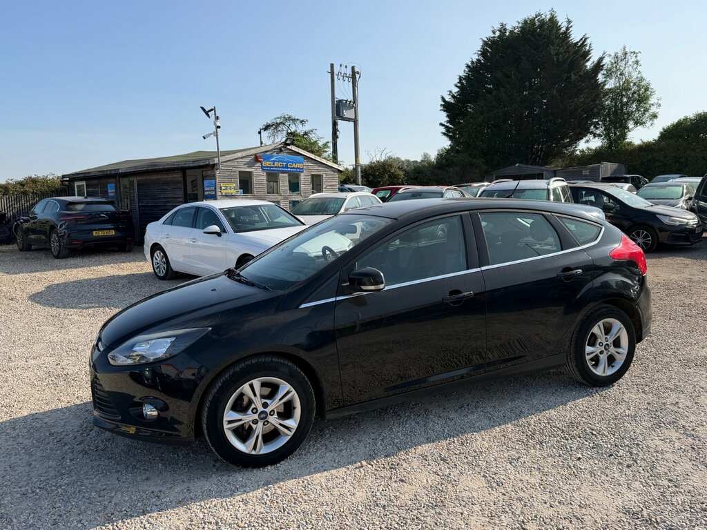 Ford Focus 1.6 Zetec Hatchback Euro 5 105 Black #5