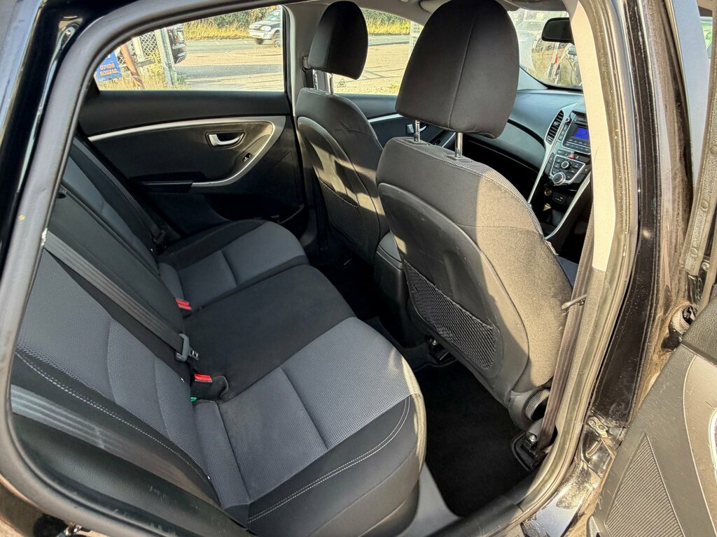 Hyundai I30 1.4 Se Grey #11