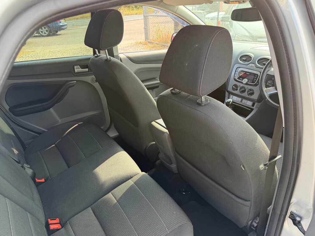 Ford Focus 1.6 Zetec S Grey #10