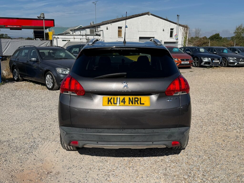 Peugeot 2008 Hatchback 1.6 White #8