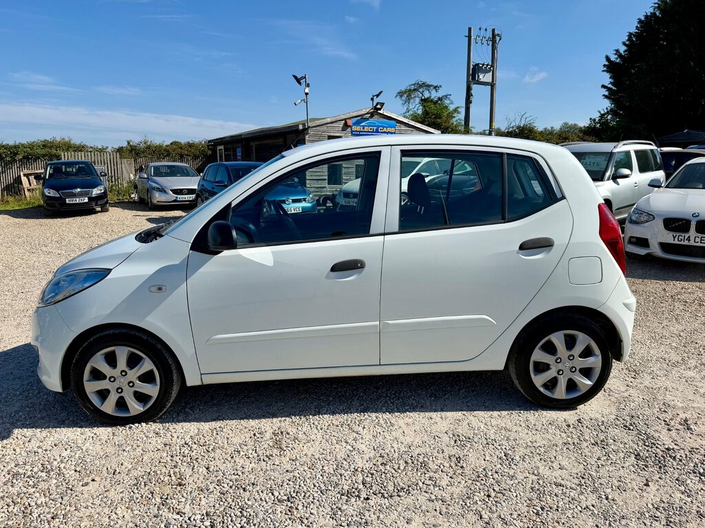 Hyundai I10 1.2 Classic Hatchback Euro 5 85 White #6