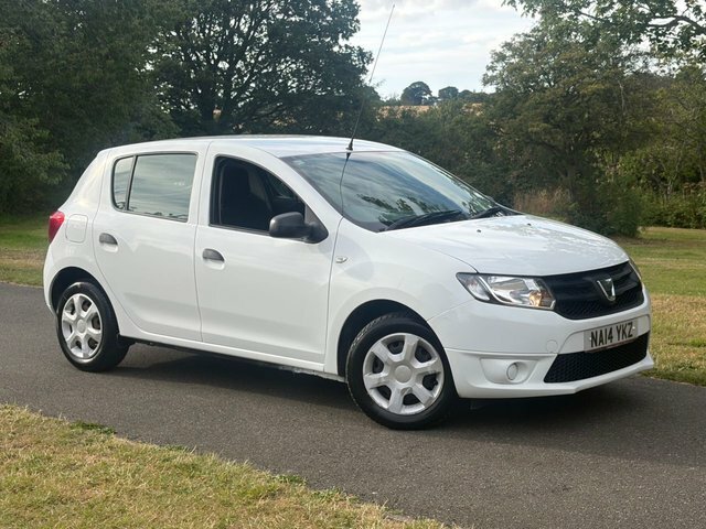 Dacia Sandero 2014 1.2 Ambiance Hatchback Euro White