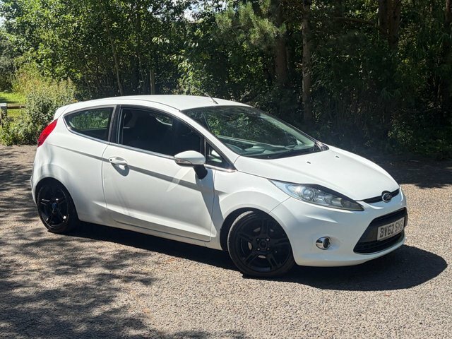 Ford Fiesta 2012 1.25 Zetec Hatchback 129 G White