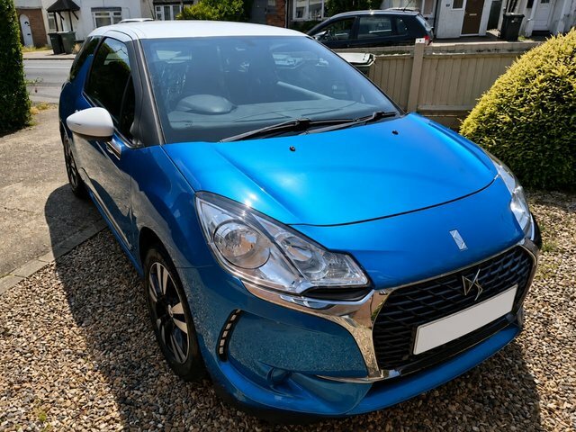 DS DS 3 2016 1.2 Puretech Chic Hatchback Blue