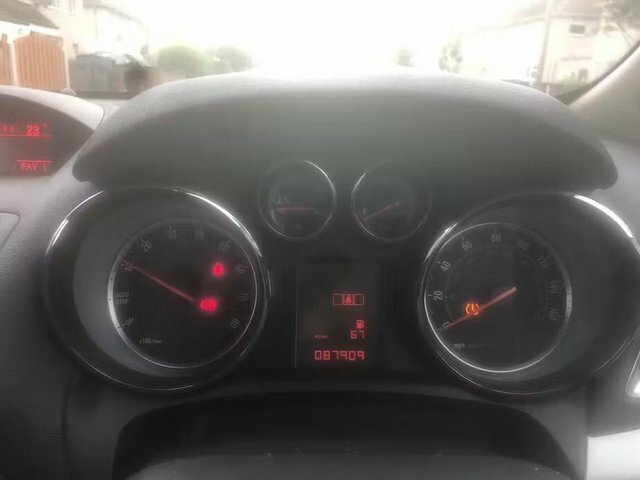 Vauxhall Mokka Exclusiv Blue #7