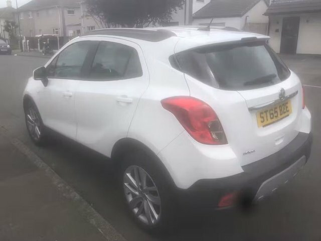 Vauxhall Mokka 2015 1.6I Exclusiv Suv 2Wd Euro White #4
