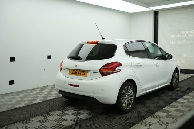 Peugeot 208 2016 1.2 Puretech Allure Hatchback Manu CE16CFG White #3