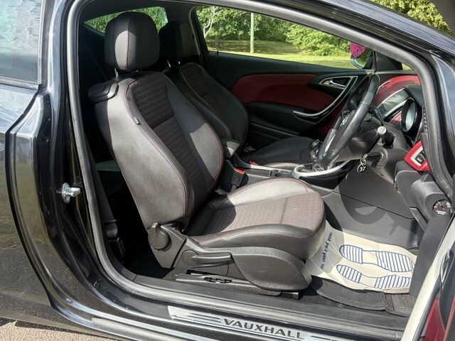 Vauxhall Astra GTC Astra Gtc Sri Cdti Ss White #38