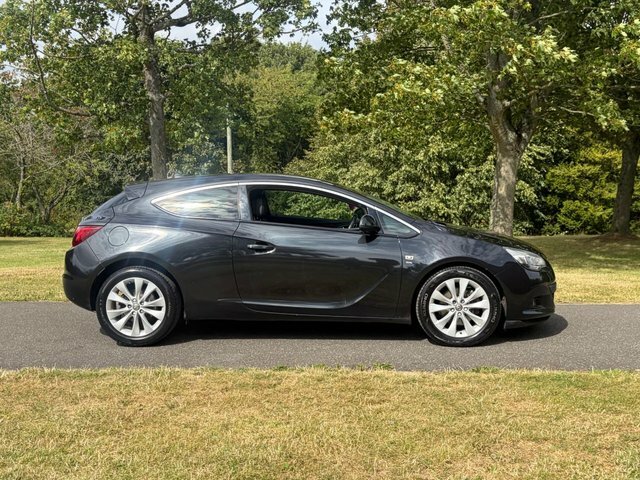 Vauxhall Astra GTC Astra Gtc Sri Cdti Ss White #25