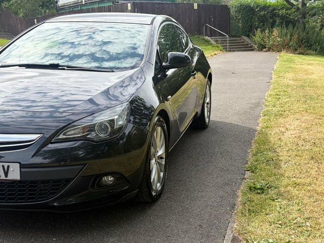 Vauxhall Astra GTC Astra Gtc Sri Cdti Ss White #12