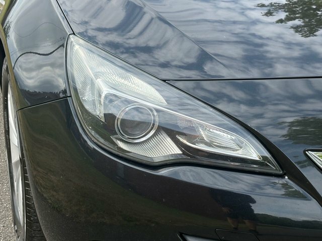 Vauxhall Astra GTC Astra Gtc Sri Cdti Ss White #11