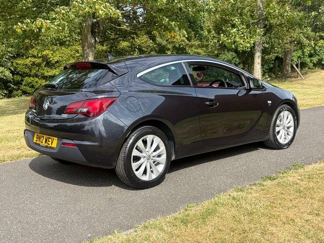 Vauxhall Astra GTC Astra Gtc Sri Cdti Ss White #26