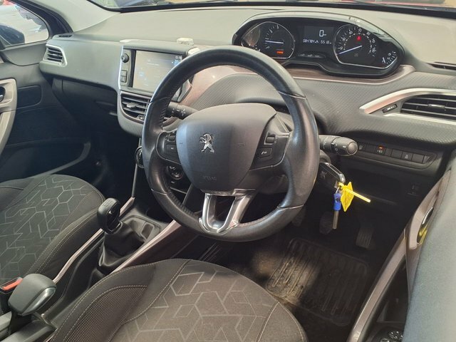 Peugeot 2008 1.2 Vti Active Blue #5