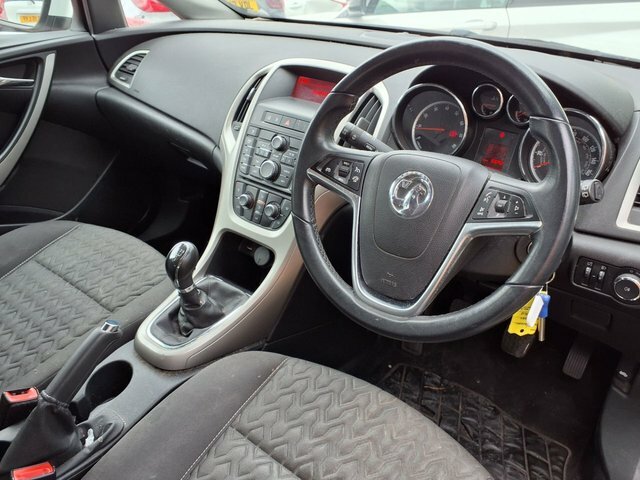 Vauxhall Astra 1.4 16V Energy Euro 5 Silver #3