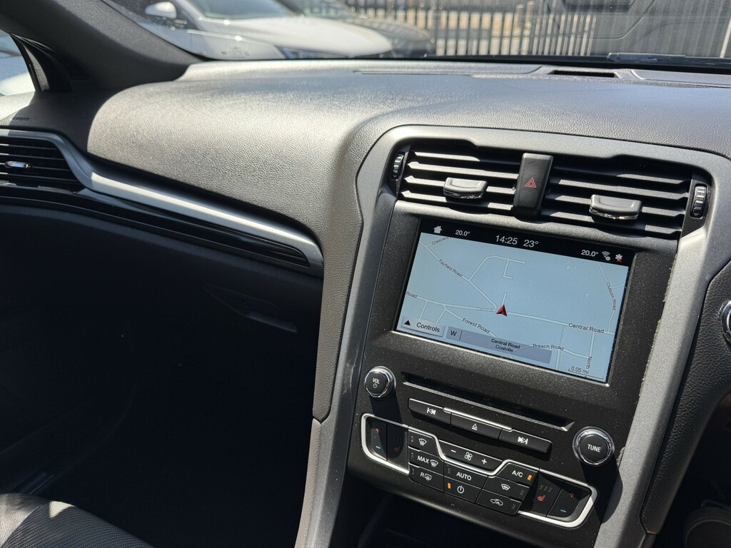 Ford Mondeo Hatchback White #22