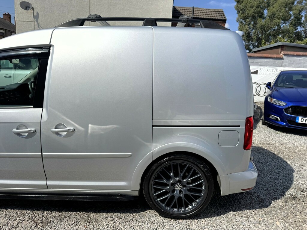 Volkswagen Caddy   #22