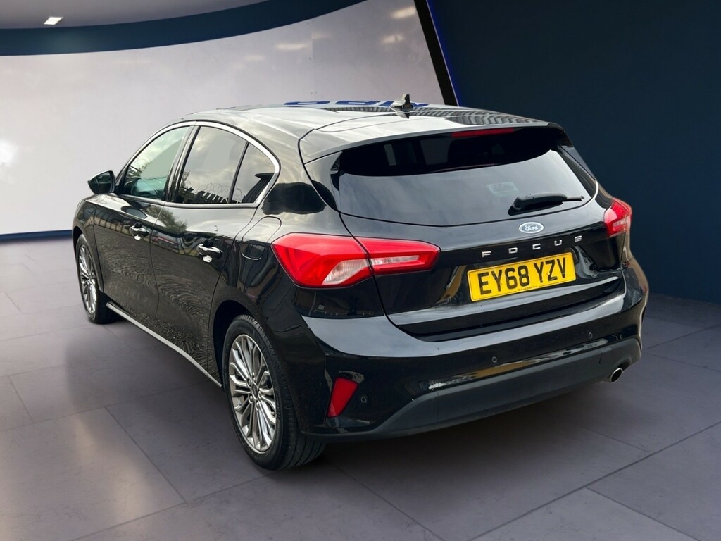 Ford Focus Hatchback 1.0 T Ecoboost Titanium X 201868 EY68YZV Black #5