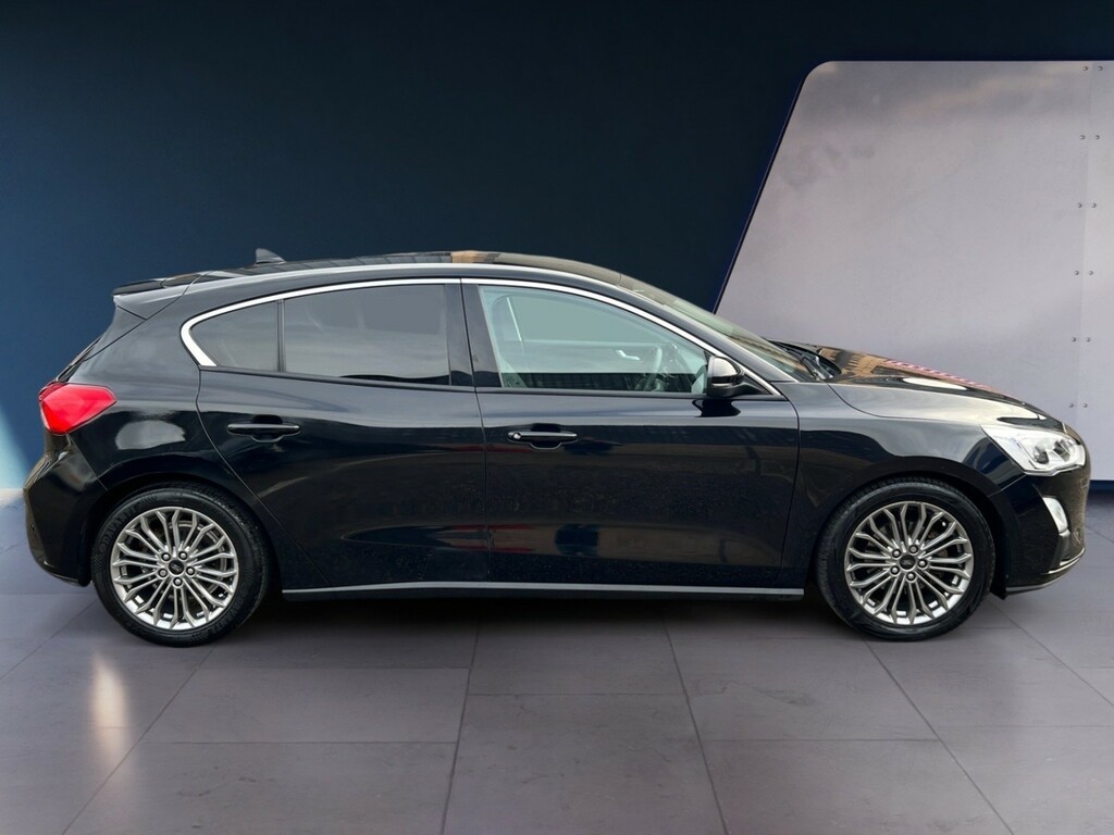 Ford Focus Hatchback 1.0 T Ecoboost Titanium X 201868 EY68YZV Black #4