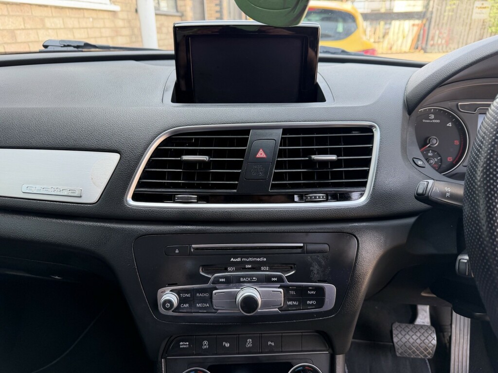 Audi Q3 2.0 Tdi Se Estate White #11