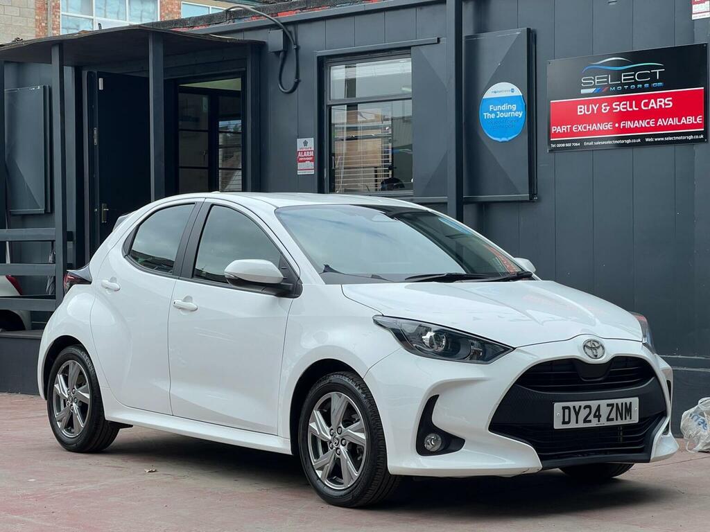 Toyota Yaris 1.5 Vvt-h Icon E-cvt Euro 6 Ss DY24ZNM White