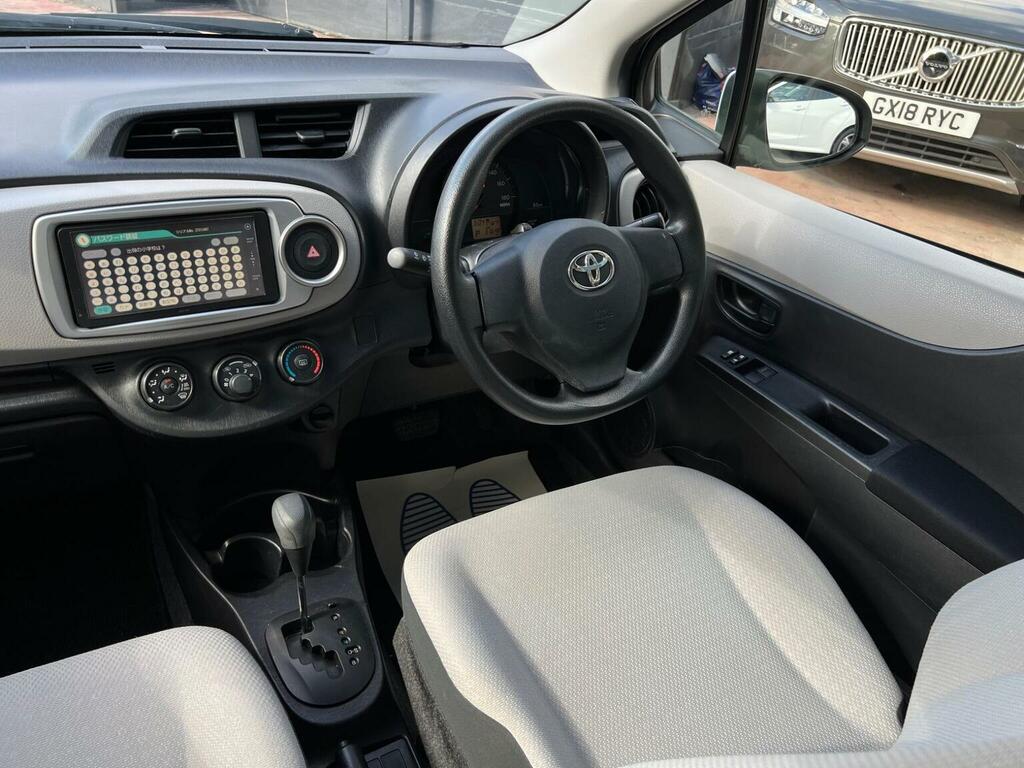 Toyota Yaris 1.5 Vvt-h Excel E-cvt Euro 6 Ss Grey #16